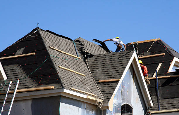 Best Best Roofing Contractors  in Algoma, WI