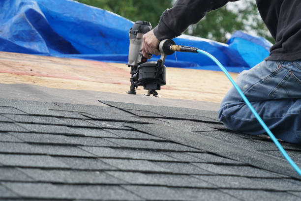 Best Commercial Roofing Services  in Algoma, WI